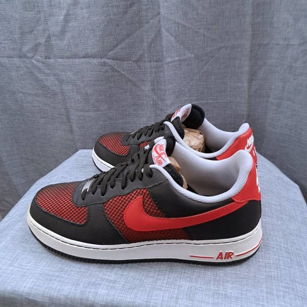 %Nike Air Force 1 Low Black University Red Wolf Grey Men Shoes Sz 12 / A 27